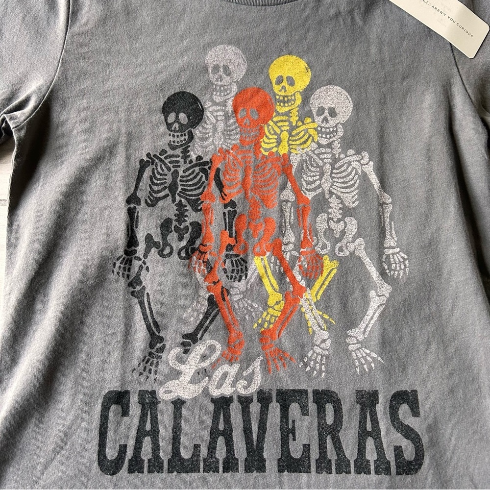 NWT Peek Gray Las Calaveras Tee Shirt - Picture 2 of 3